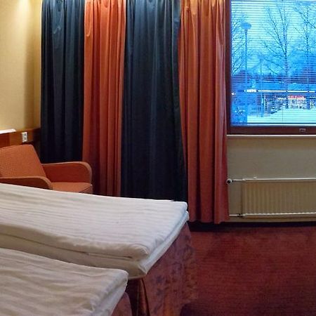 Hotel Jaemsae Buitenkant foto