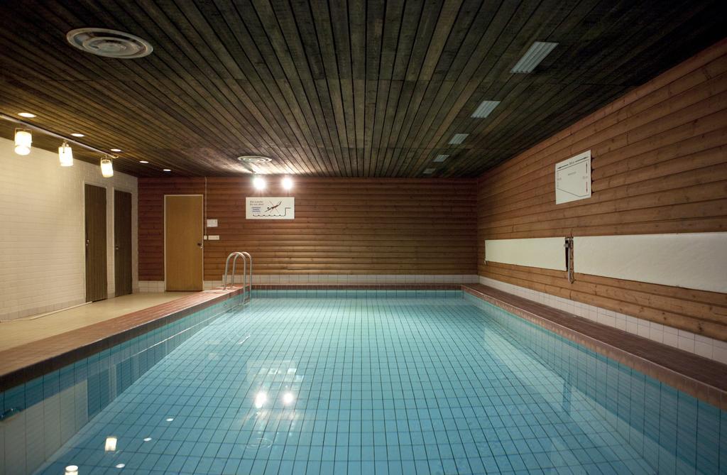 Hotel Jaemsae Buitenkant foto