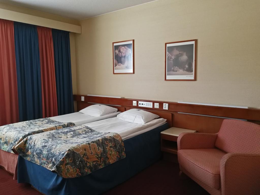 Hotel Jaemsae Buitenkant foto