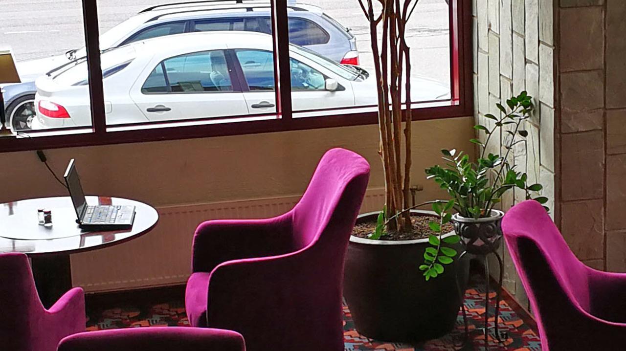 Hotel Jaemsae Buitenkant foto
